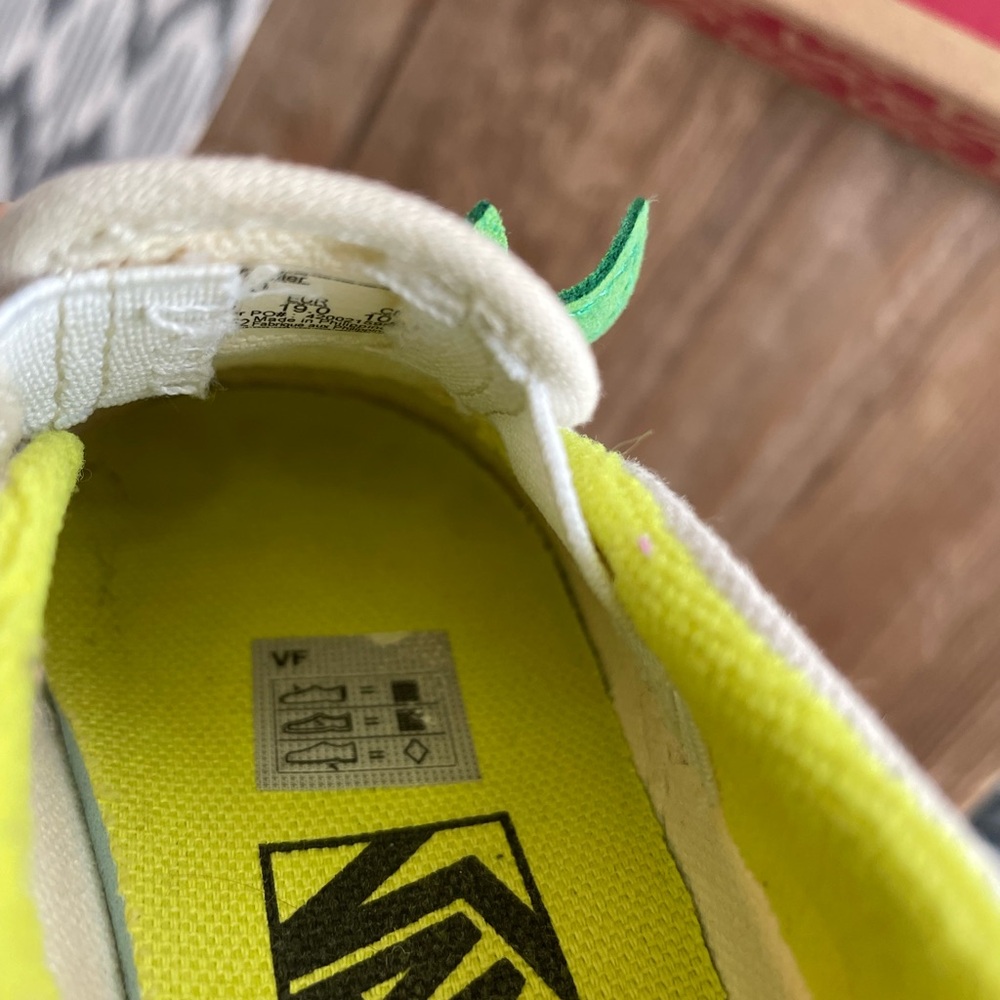 Vans: Toddler Green and Cream Avocado Slip-On Shoes - Picture 13 of 16
